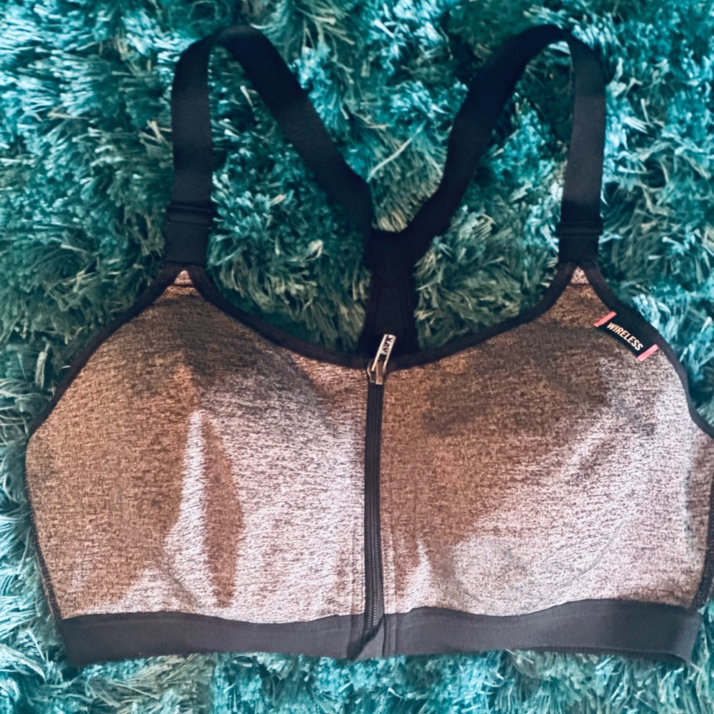 Victoria’s Secret sport bra